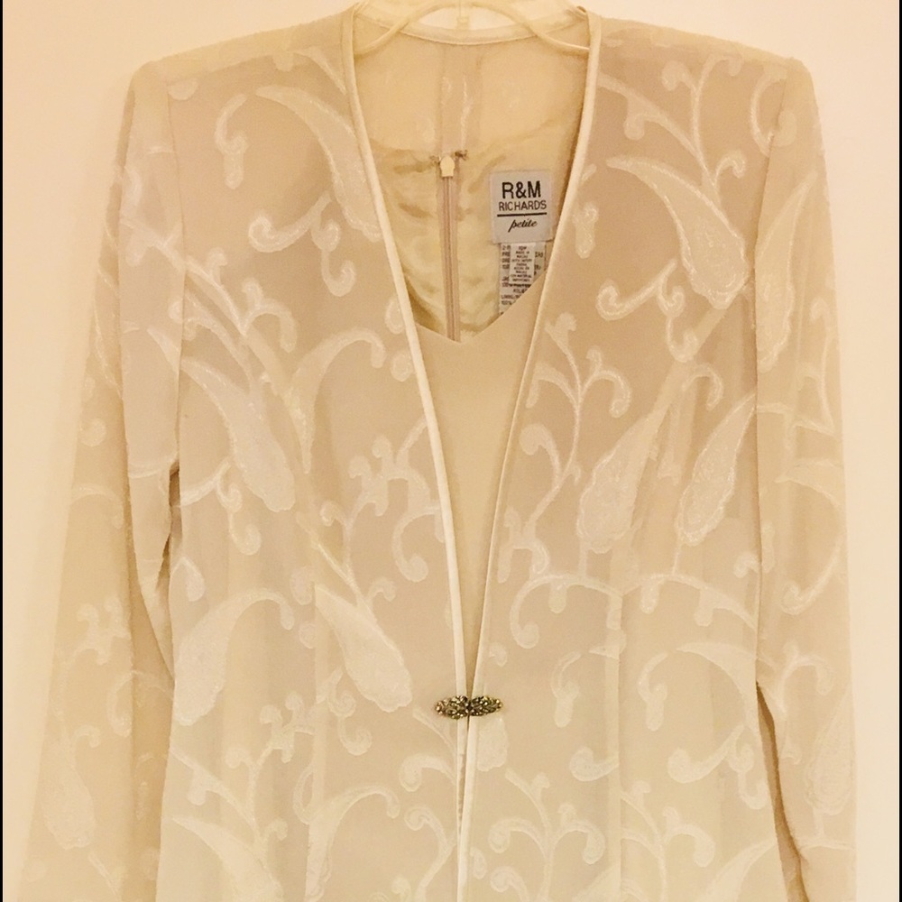 Formal Beige Top Laced Dress - 2 piece / Lined